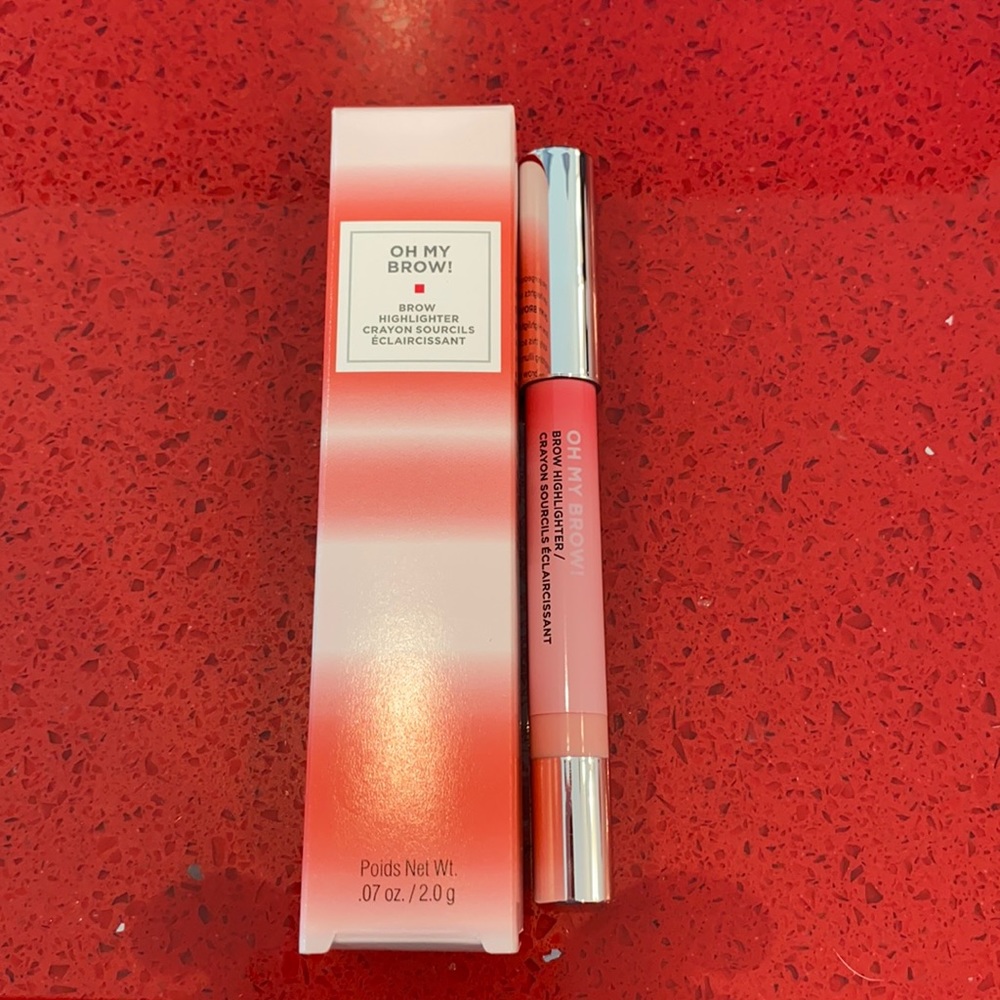 COPY - 👠‼️DISCONTINUED EWC👠‼️Brow Highlighter